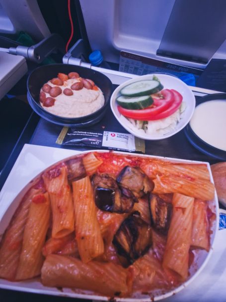 A comer!